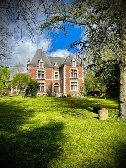 Domaine De La Croix De Saint Lambert Panzió Poix-Terron Kültér fotó